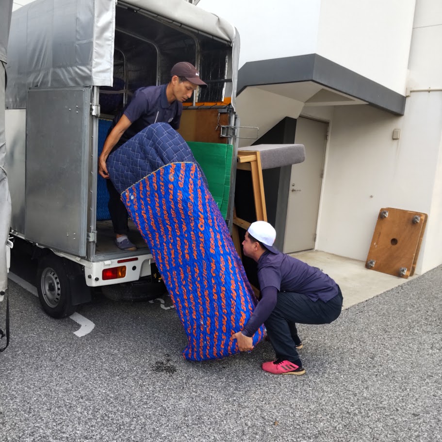 えこぶ運送の作業風景