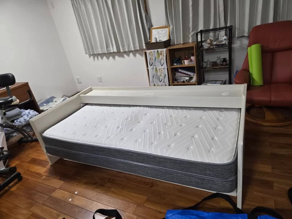 ベットの入れ替え作業・分解・組み立て